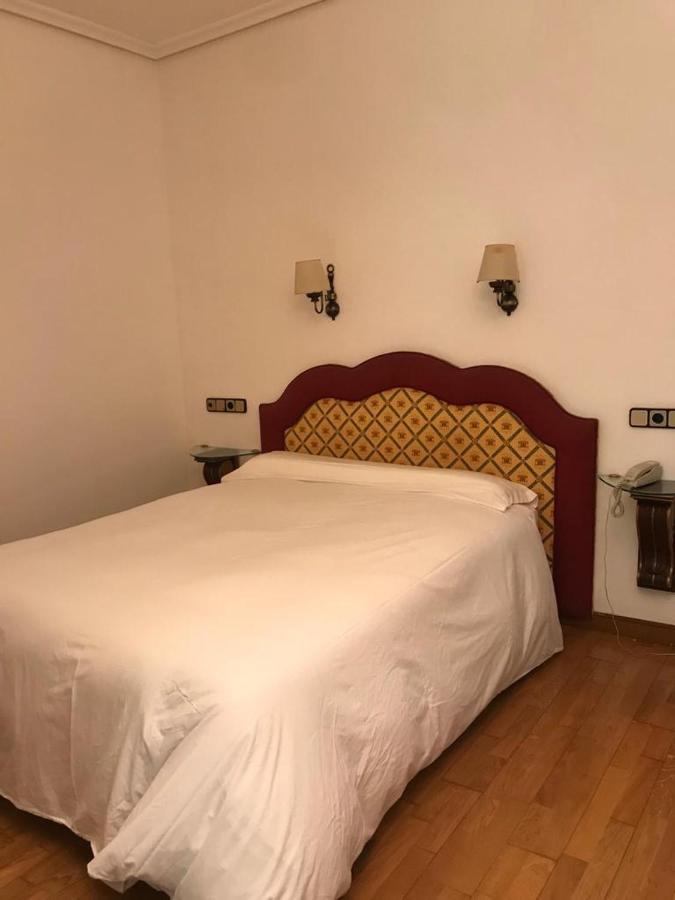 Hotel Las Caldas Las Caldas De Besaya エクステリア 写真